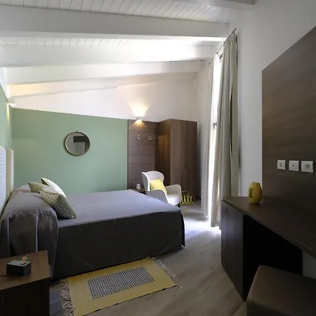B&B Cirasa Luxury 트레카스타니